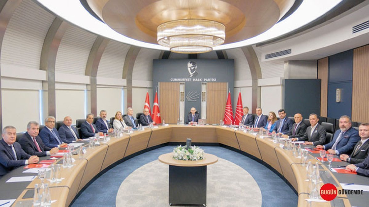 Kılıçdaroğlu'ndan MYK'da Kritik Adım: Tanju Özcan ve Serkan Tuncer İhraç Talebiyle Disipline Sevk Edildi, Özcan'dan Anında İstifa Hamlesi!