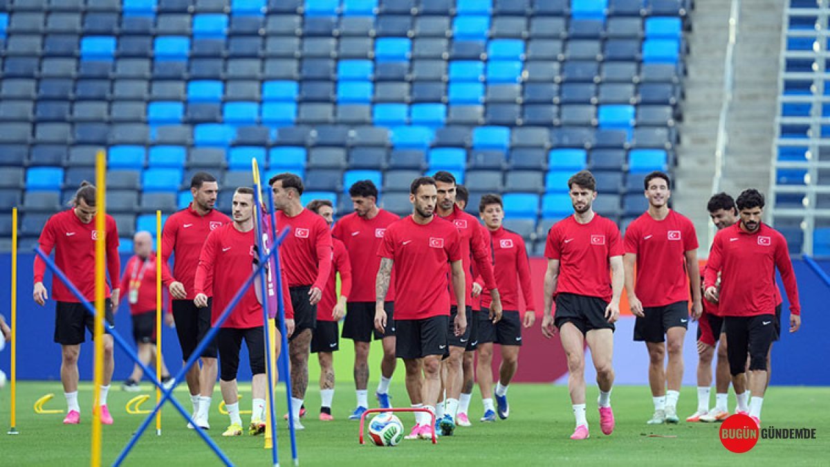 Devler Sahneye Çıkıyor! Milli Takımımız Los Angeles'ta İlk Mesaisinde: ABD Maçı Öncesi Kritik Antrenman!