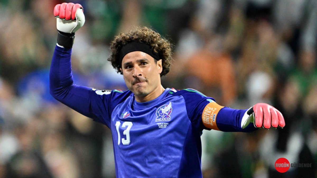6 Dünya Kupası'nda Sahne Alan 3. İsim! Guillermo Ochoa Tarihe Geçti, Ronaldo ve Messi Yanında Az Kaldı!
