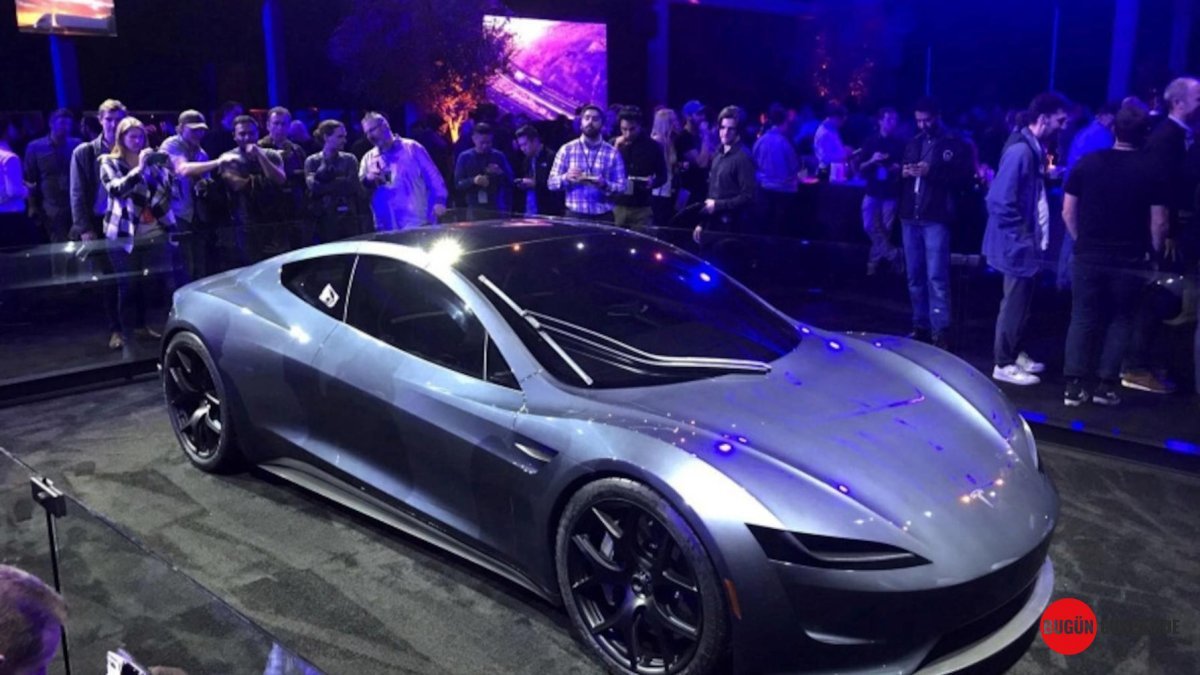 Yıllar Sonra Gelen Müjde: Tesla Roadster Sahneye Çıkıyor! Elon Musk Tarih Verdi