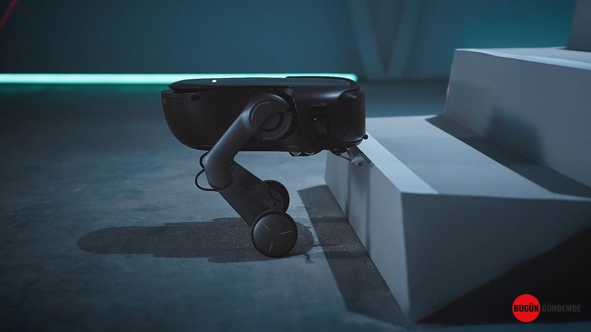 Merdiven Tırmanan Süpürge, Havuz Robotu: Roborock Ev Temizliğini Ev Dışına Taşıyor!
