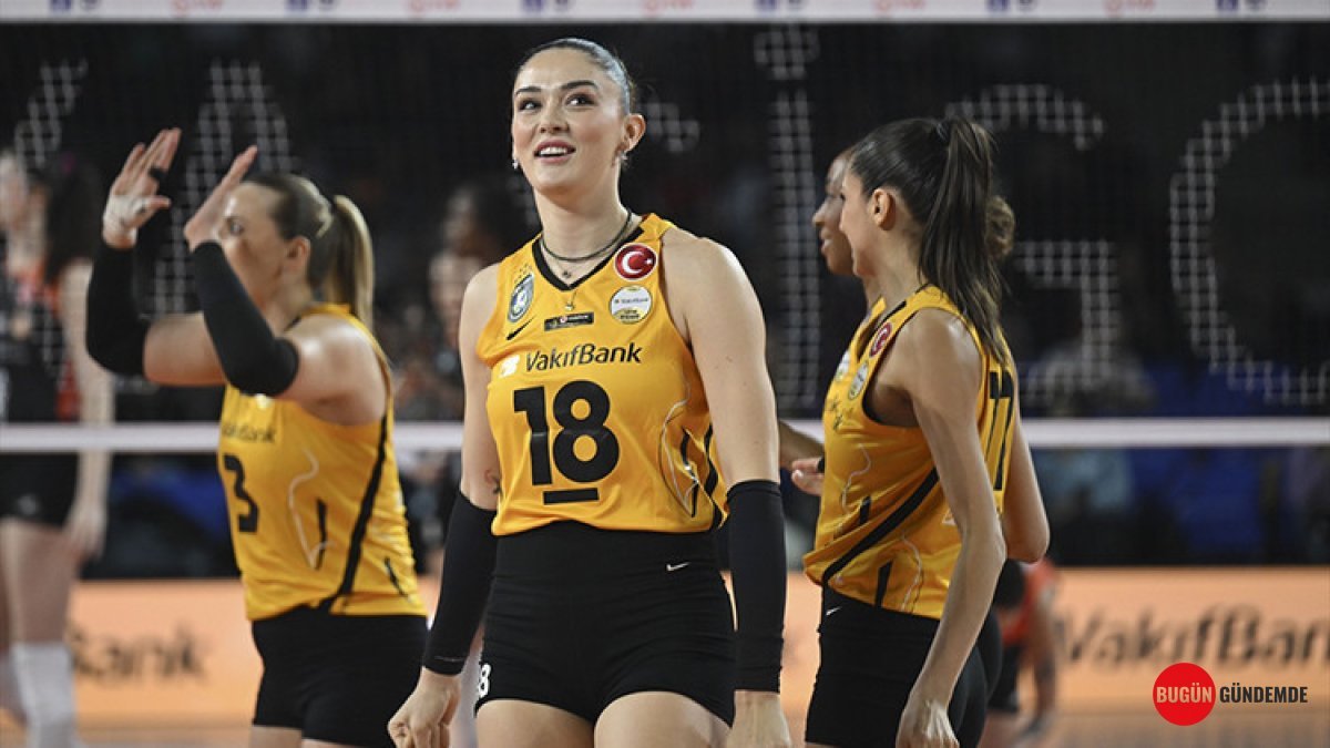 Zehra Güneş'ten Şampiyonluk Sonrası BOMBA Açıklamalar: 'Her Şeyi Geride Bıraktık, Şimdi Önümüzde Yeni Hedefler Var!'