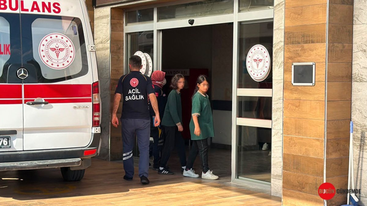 Trabzon'da Okulda Zehirlenme Paniği: 12 Öğrenci Acil Hastaneye Kaldırıldı! Neden Bulunamadı?