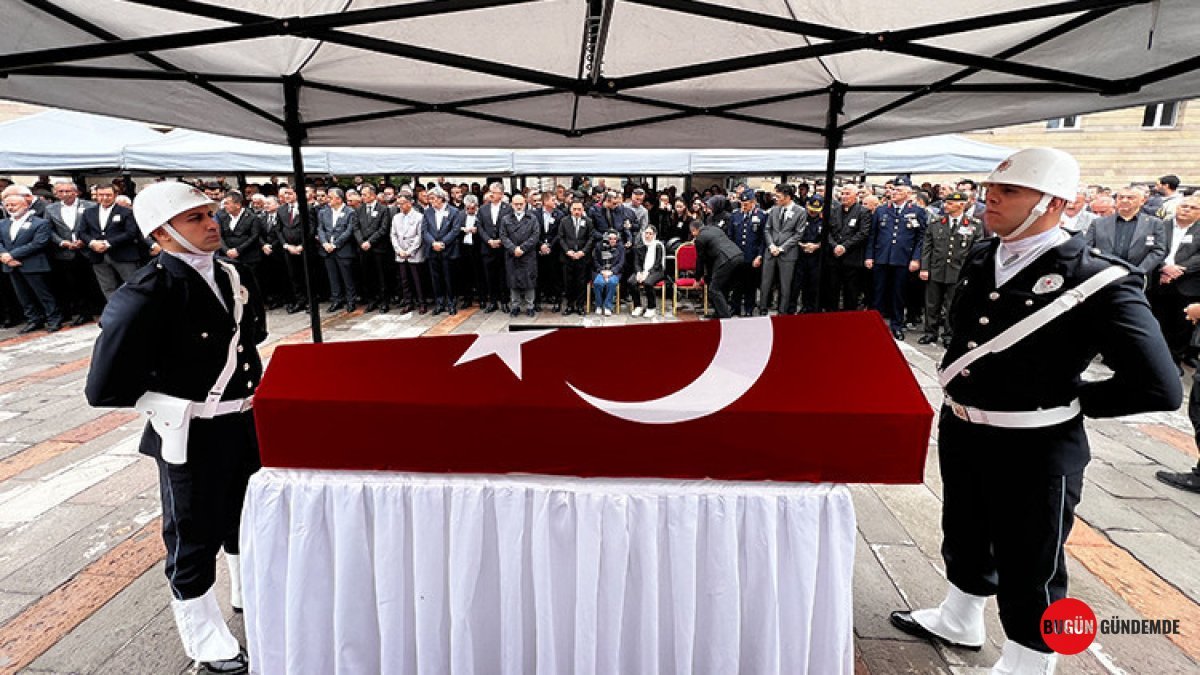 Kayseri'yi Yasa Boğan Veda: Vali Yardımcısı Şenol Esmer'in Anısına Duygusal Tören