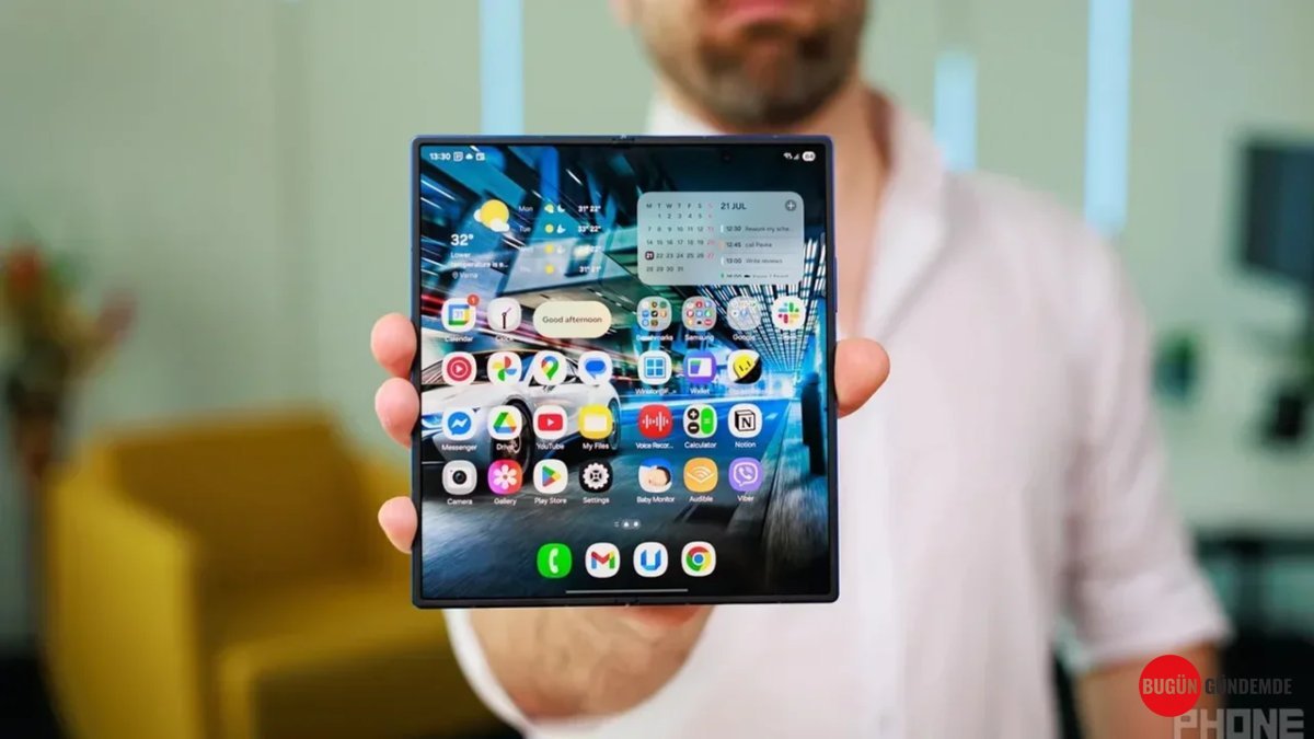 Samsung'dan Dev Hamle: Galaxy Z Fold 8, iPhone Ultra'ya Meydan Okuyor! Sızan Kılıflar Yeni Renkleri ve Özellikleri Açıkladı