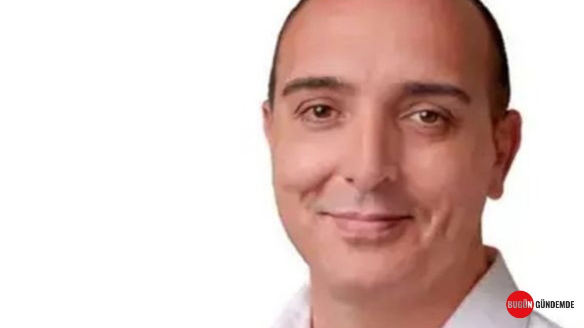 CHP'den İstifa Eden Konyaaltı Belediye Başkanı Cem Kotan'dan Şaşırtan Hamle! Yeni Parti Rozetini Takıyor!