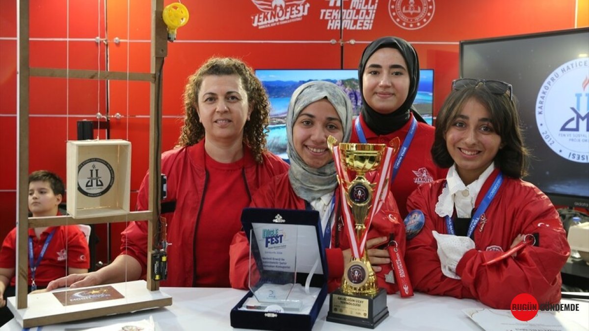Asansör Kabusundan TEKNOFEST İkinciliğine: Öğrencilerin Mucitliği Büyük Ödül Getirdi!
