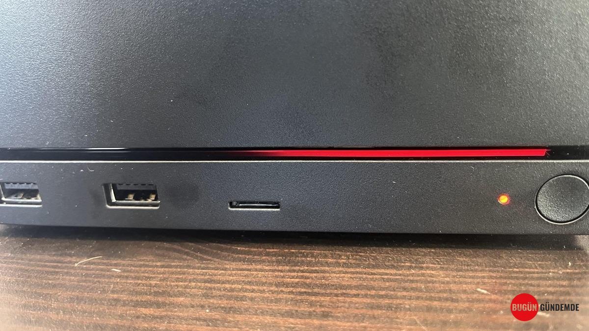Steam Machine'in Kabusu Başladı: 'Kırmızı Işık' Hatası Konsolu Karanlığa Gömüyor!