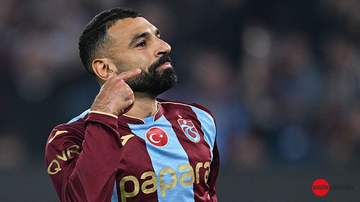 Trabzonspor-Beşiktaş Maçına Damga Vuran An: Hakem 'Devam' Dedi, Ortaya Atılan İddia Şaşırttı!