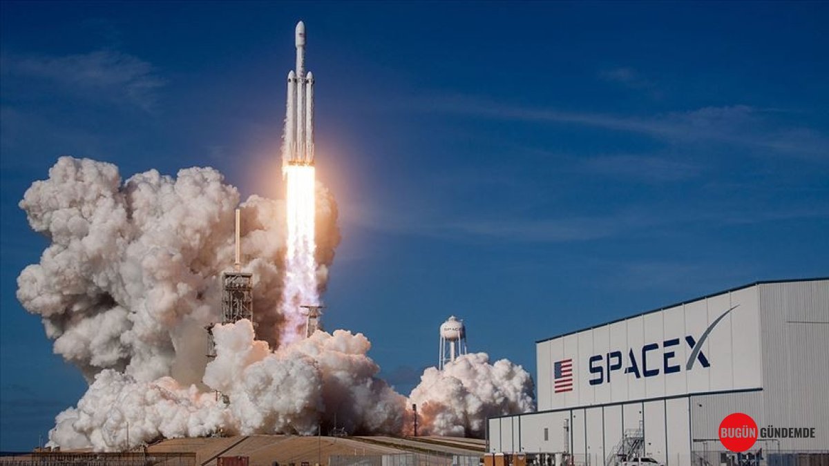 SpaceX Rüzgarı Esti: Hisse Başına 208 Dolar! Amazon ve Microsoft'u Geride Bırakarak Tarihi Zirveye Oturdu