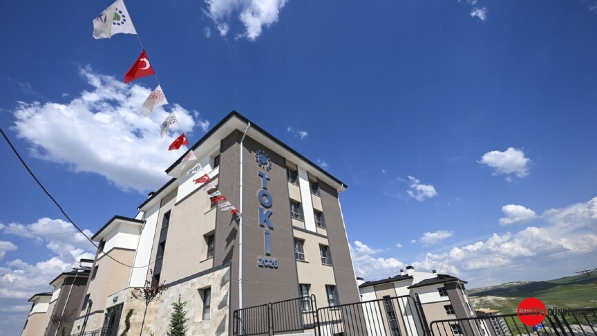 TOKİ'den Milyonlara Müjde! Peşinat Sınırlaması Kalktı, Yüzde 25 İndirim Fırsatı Kapıda!