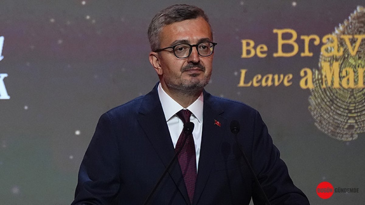 İletişim Başkanı Duran'dan Çarpıcı Uyarı: Dezenformasyon Cehennemine 'Dur' Deme Vakti!