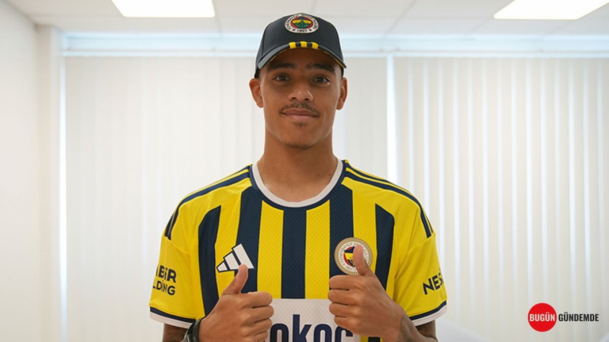 40 Yılda Bir Gelen Yetenek Greenwood: Sahtekarlıkla Başlayan Kariyerinde Rekorlara İmza Attı! Şimdi Fenerbahçe Sahne Alıyor...