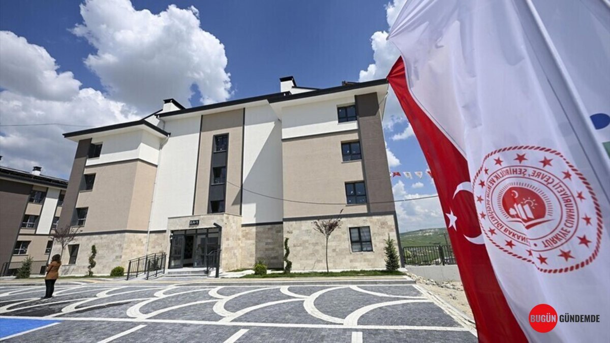 Büyük Gün Geldi! TOKİ'den 64 Şehirde 20 Bin Konutluk Dev Atağa Start Verildi: Şartlar Esnetildi, İlk Başvuran Kazanacak!