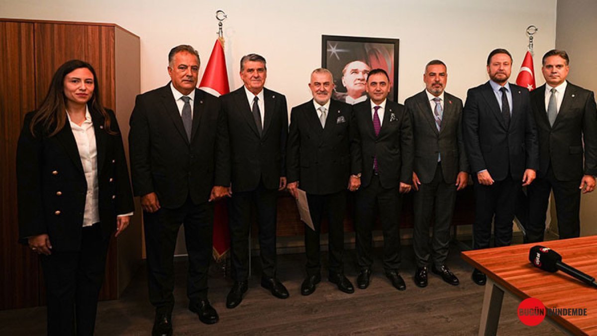 Serdal Adalı'dan Beşiktaş'a Yeni Kan! İşte O Kadro: Kimler Var, Kimler Yok?