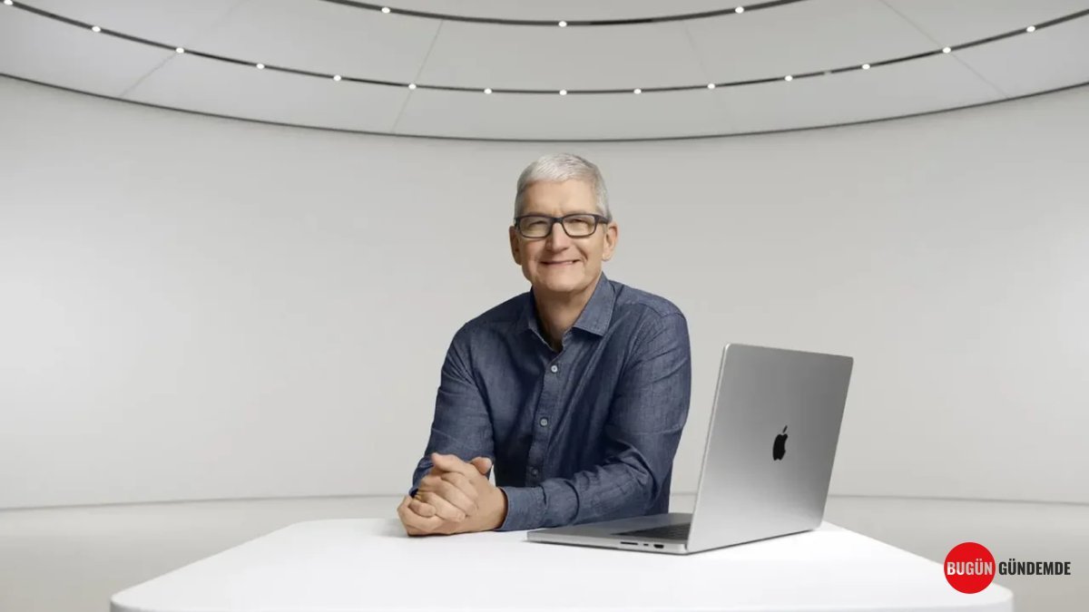 Apple'da ŞOK GÖREV DEĞİŞİMİ! Tim Cook Veda Ediyor, Yerine Kim Geliyor? İşte Yeni CEO'nun İlk Dev Adımı!