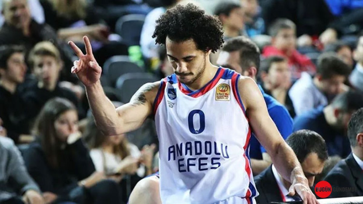 8 Yıllık Efes Devri Bitti! Shane Larkin'in Hedefi Belli Oldu: Fenerbahçe'ye Transferin Perde Arkası Şok Detayları!