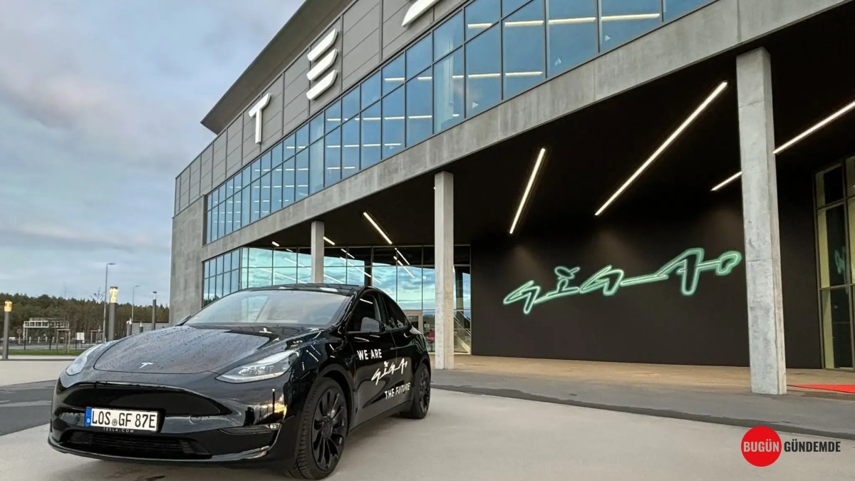 Tesla'dan Avrupa Hamlesi: Giga Berlin'de Üretim Rekoru Geliyor, Teslimatlar Hızlanıyor!