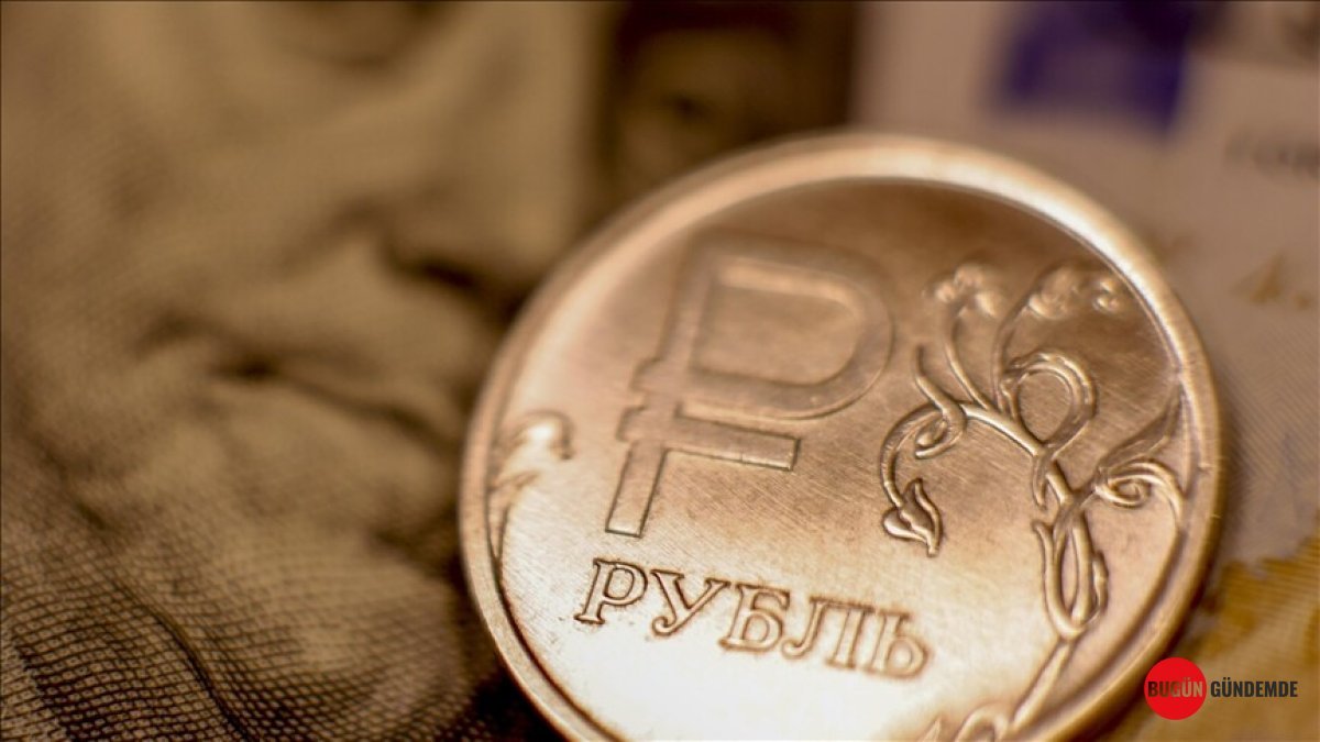Rusya Dijital Ruble Devrimini Başlattı: İlk Bütçe Ödemesi Tarih Yazdı!