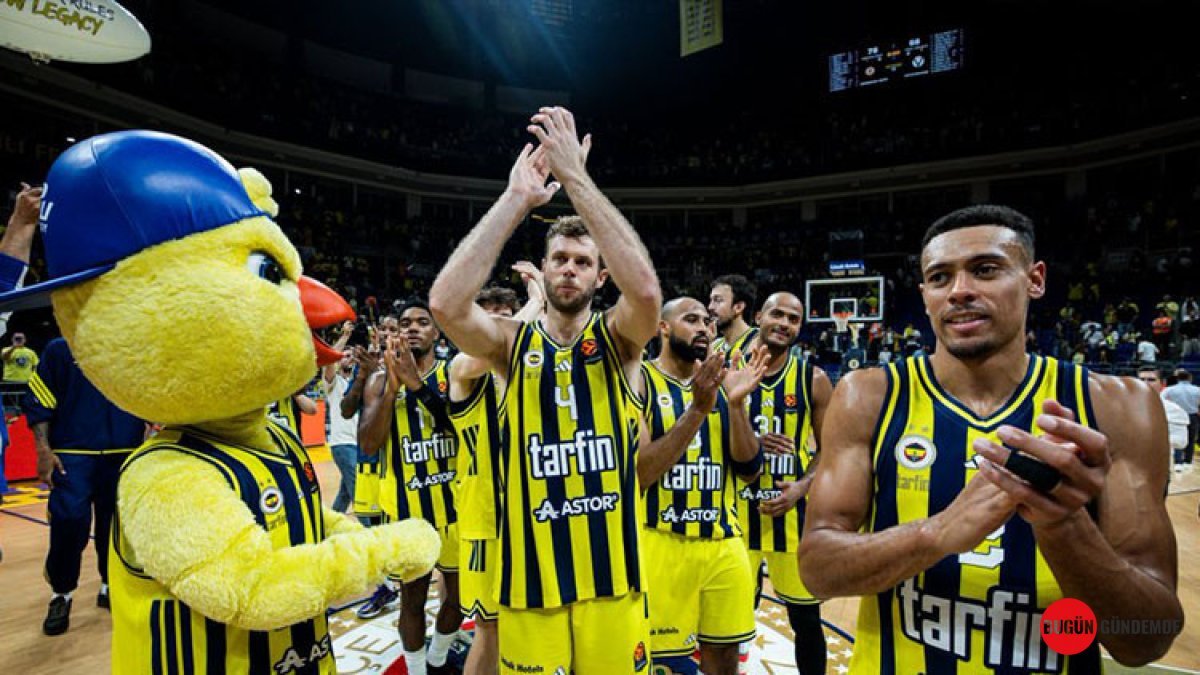 Fenerbahçe'den Dev Maç Öncesi Kritik Hamleler: Bayern Münih Karşısında Kilit Rol Oynayacak İsim Kim? Tarihi Rekabette Sürpriz Sonuç Mu Geliyor?
