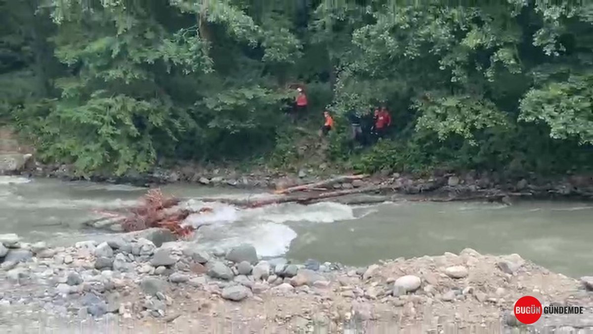 Kayıp İhbarı Yapılan Vatandaş Ölü Bulundu: Arama Ekiplerini Taşıyan Bot Devrildi, 1 Şehit Verildi!