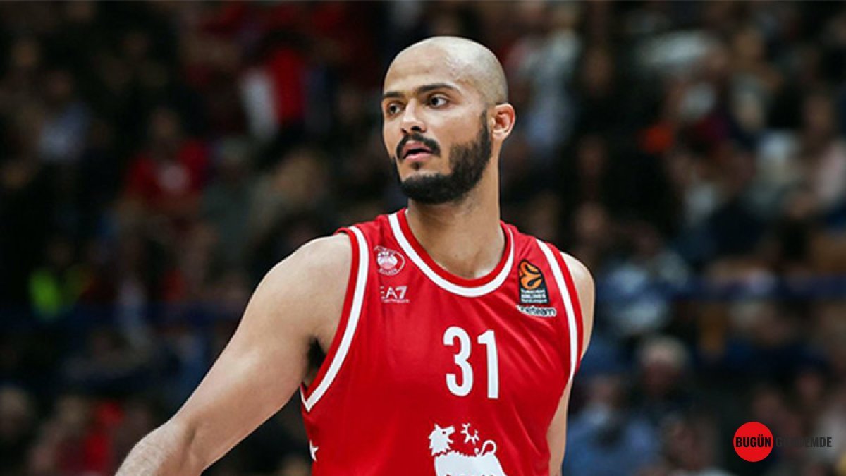 Fenerbahçe'den Bomba Transfer! EuroLeague Yıldızı Sahaya İn___yor: Shavon Shields Kimdir, Kaç Yaşında, Kariyeri ve Başarıları Merak Ediliyor!