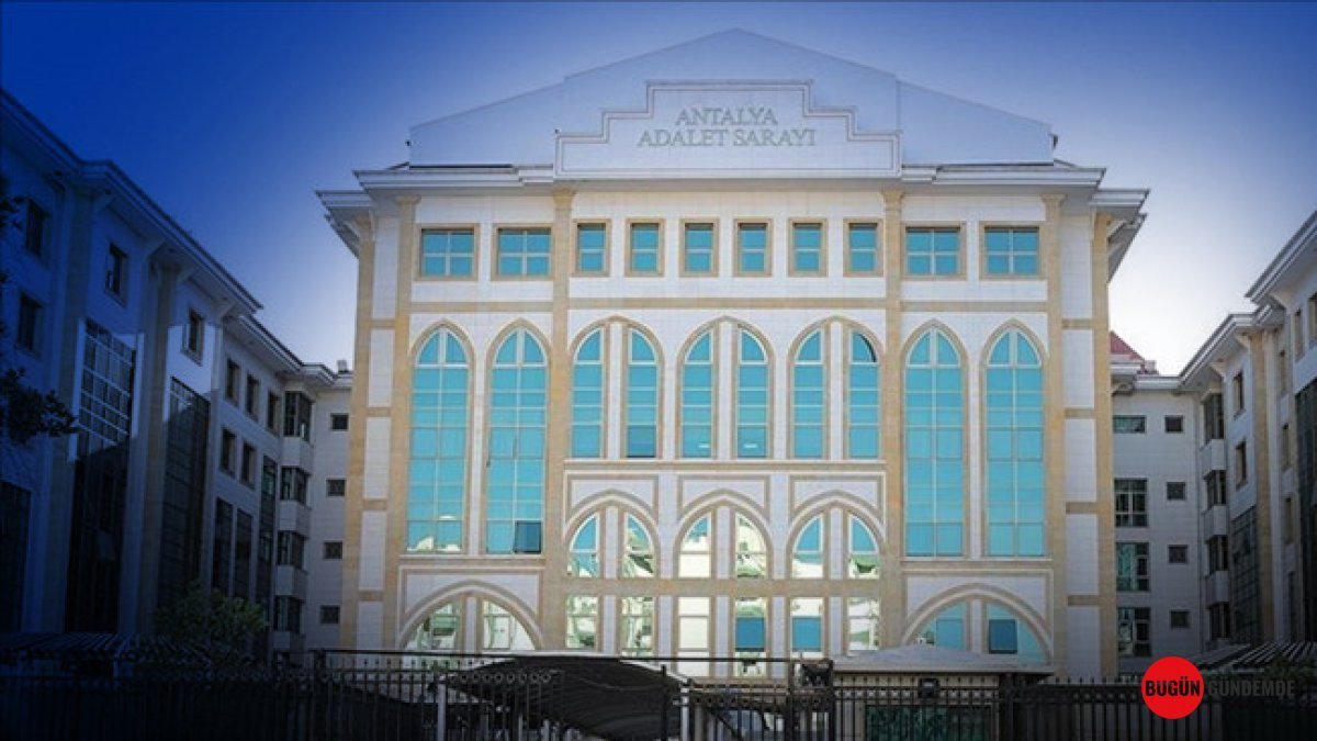 Antalya'da Büyük İhaleye Fesat Şoku! Belediyeden 10 Kişi Daha Gözaltında: Milyonluk Kamu Zararı Ortaya Çıktı